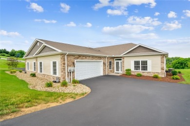 Enjoy main-level living in this immaculate 4-year-old home on Totter Ridge Golf Club in Pennsylvania - for sale on GolfHomes.com, golf home, golf lot