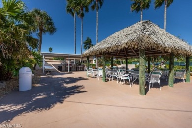 Incredible Price. Easy Access to this Condo in the Beautiful on Seven Lakes Golf and Tennis Community in Florida - for sale on GolfHomes.com, golf home, golf lot