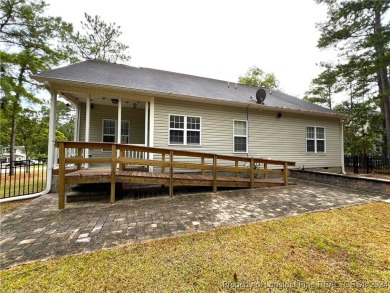 3 Bedroom, 2 Bath plus Bonus room on corner lot in beautiful on Carolina Lakes Country Club in North Carolina - for sale on GolfHomes.com, golf home, golf lot