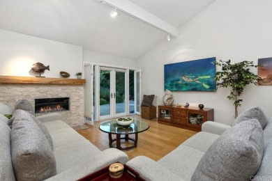 Gorgeous Single Level Solana Beach Stunner! Meticulously on Lomas Santa Fe Executive Golf Course in California - for sale on GolfHomes.com, golf home, golf lot