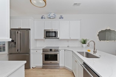 WILLOW TRACE at Burning Ridge Golf Course. This quiet and small on  in South Carolina - for sale on GolfHomes.com, golf home, golf lot