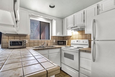 *Idyllic Retreat at Rayburn Country's Heart - Steps Away from on Rayburn Country Club in Texas - for sale on GolfHomes.com, golf home, golf lot