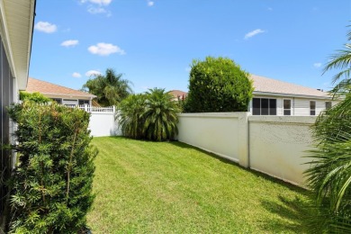 NEW ROOF COMING! Turnkey 3-bedroom, 2-bathroom Bonita Courtyard on The Links of Spruce Creek in Florida - for sale on GolfHomes.com, golf home, golf lot