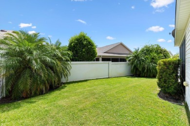 NEW ROOF COMING! Turnkey 3-bedroom, 2-bathroom Bonita Courtyard on The Links of Spruce Creek in Florida - for sale on GolfHomes.com, golf home, golf lot