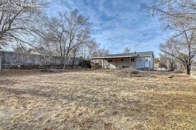 Welcome to this quaint little bungalow home in the Hewitt Sub of on Elmwood Golf Course in Colorado - for sale on GolfHomes.com, golf home, golf lot