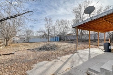 Welcome to this quaint little bungalow home in the Hewitt Sub of on Elmwood Golf Course in Colorado - for sale on GolfHomes.com, golf home, golf lot