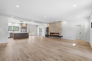 Discover the perfect blend of modern comfort, style, and relaxed on  in Arkansas - for sale on GolfHomes.com, golf home, golf lot