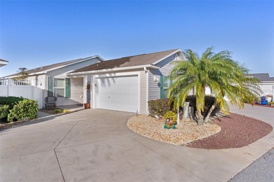 Welcome home to this pristine 2-bedroom, 2-bath *Marathon* on Cane Garden Golf Course - Sumter in Florida - for sale on GolfHomes.com, golf home, golf lot