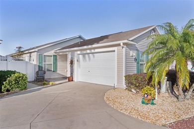 Welcome home to this pristine 2-bedroom, 2-bath *Marathon* on Cane Garden Golf Course - Sumter in Florida - for sale on GolfHomes.com, golf home, golf lot