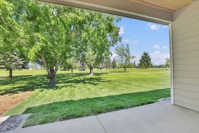 Beautiful Pro Made condo in gated community, discover the on Deer Park Golf Club in Washington - for sale on GolfHomes.com, golf home, golf lot