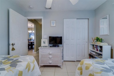 Don't miss this move-in ready 2bd 2ba 1 car garage Baldwin model on Mainlands Golf Club in Florida - for sale on GolfHomes.com, golf home, golf lot