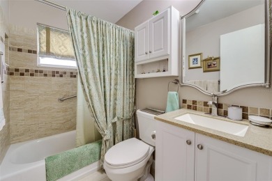 Don't miss this move-in ready 2bd 2ba 1 car garage Baldwin model on Mainlands Golf Club in Florida - for sale on GolfHomes.com, golf home, golf lot
