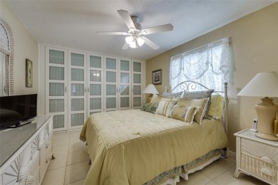 Don't miss this move-in ready 2bd 2ba 1 car garage Baldwin model on Mainlands Golf Club in Florida - for sale on GolfHomes.com, golf home, golf lot