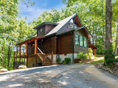Escape to the Smokies with this beautifully maintained 2-bedroom on Bent Creek Golf Course in Tennessee - for sale on GolfHomes.com, golf home, golf lot