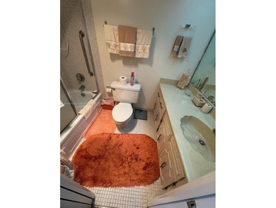 This 2/2 condo in the desirable Palm-Aire community on the 7th on Palm-Aire Country Club and Resort - Palms in Florida - for sale on GolfHomes.com, golf home, golf lot