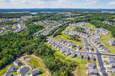 Welcome to 18022 Stark Way! This fantastic 4 bedroom, 3.5 bath on The Palisades Country Club in North Carolina - for sale on GolfHomes.com, golf home, golf lot