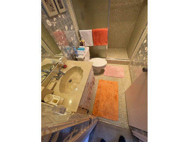 This 2/2 condo in the desirable Palm-Aire community on the 7th on Palm-Aire Country Club and Resort - Palms in Florida - for sale on GolfHomes.com, golf home, golf lot