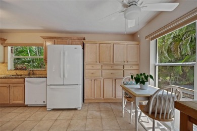 WELL-MAINTAINED 2 BEDROOM, 2 BATH PLUS DEN, 2-CAR GARAGE LOCATED on Kings Gate Golf Club in Florida - for sale on GolfHomes.com, golf home, golf lot