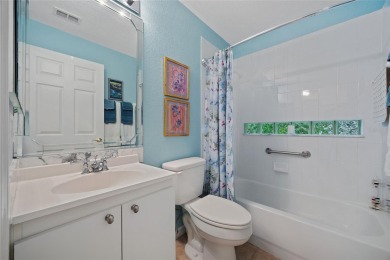 WELL-MAINTAINED 2 BEDROOM, 2 BATH PLUS DEN, 2-CAR GARAGE LOCATED on Kings Gate Golf Club in Florida - for sale on GolfHomes.com, golf home, golf lot