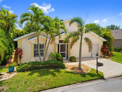 WELL-MAINTAINED 2 BEDROOM, 2 BATH PLUS DEN, 2-CAR GARAGE LOCATED on Kings Gate Golf Club in Florida - for sale on GolfHomes.com, golf home, golf lot