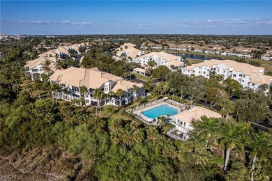 Enjoy the ease of bundled golf living in this charming Windsor on Lexington Country Club in Florida - for sale on GolfHomes.com, golf home, golf lot