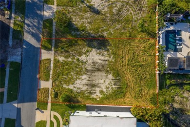 Vacant and Cleared Lot in the Highly Desirable Snell Isle on The Renaisssance Vinoy Golf Club in Florida - for sale on GolfHomes.com, golf home, golf lot