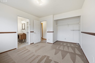 Call for details on 3.375% Rate Assumable Loan! Charming home on Gresham Golf Course in Oregon - for sale on GolfHomes.com, golf home, golf lot