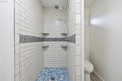 Call for details on 3.375% Rate Assumable Loan! Charming home on Gresham Golf Course in Oregon - for sale on GolfHomes.com, golf home, golf lot