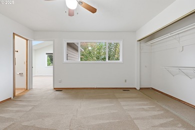 Call for details on 3.375% Rate Assumable Loan! Charming home on Gresham Golf Course in Oregon - for sale on GolfHomes.com, golf home, golf lot