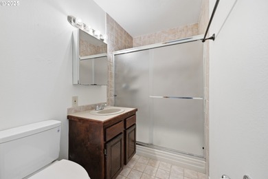 Call for details on 3.375% Rate Assumable Loan! Charming home on Gresham Golf Course in Oregon - for sale on GolfHomes.com, golf home, golf lot