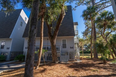 Discover this beautifully appointed upper-level Driftwood condo on The Plantation Course At Edisto in South Carolina - for sale on GolfHomes.com, golf home, golf lot