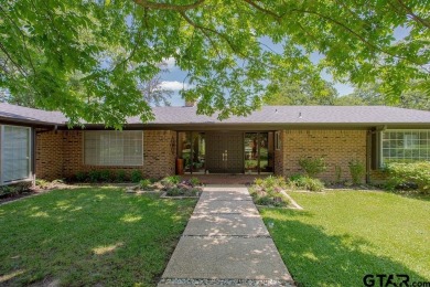Don't miss your opportunity to own a fully updated 2420 square on Hide-A-Way Lake Golf Course in Texas - for sale on GolfHomes.com, golf home, golf lot