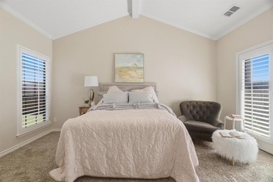 Newly updated Tamarisk gem in Fairway Oaks! This spacious on Abilene Country Club - South Course in Texas - for sale on GolfHomes.com, golf home, golf lot