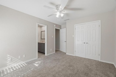 Newly updated Tamarisk gem in Fairway Oaks! This spacious on Abilene Country Club - South Course in Texas - for sale on GolfHomes.com, golf home, golf lot