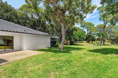 Special opportunity to own one of the most desirable lots in on Hunters Run Golf and Country Club in Florida - for sale on GolfHomes.com, golf home, golf lot