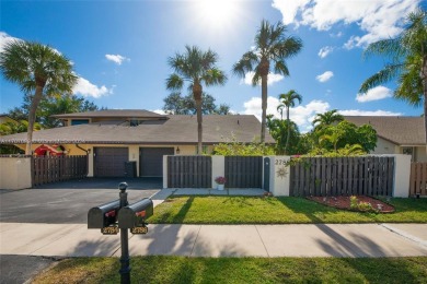 Find paradise in this elegantly updated, bright & airy 2bed on Delray Beach Golf Club in Florida - for sale on GolfHomes.com, golf home, golf lot