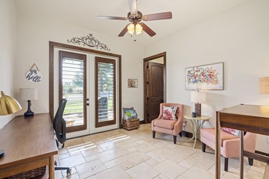 Lovely stand alone German Cottage in Comanche Trace with no on The Club At Comanche Trace in Texas - for sale on GolfHomes.com, golf home, golf lot