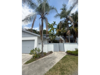 Well located 2 story townhome. Best option if you want to invest on Jim McLean Signature Course in Florida - for sale on GolfHomes.com, golf home, golf lot