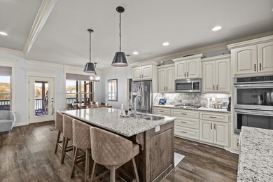 Beautifully updated home located on a rare double lot in on  in Arkansas - for sale on GolfHomes.com, golf home, golf lot