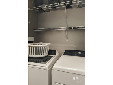 GOLF COURSE LIVING WITH STYLE & SPACE! Welcome to this stunning on Glenlakes Golf Club in Alabama - for sale on GolfHomes.com, golf home, golf lot