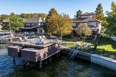 Updated Waterfront Home in The Pinnacle Golf Club, Cedar Creek on Pinnacle Golf and Boat Club in Texas - for sale on GolfHomes.com, golf home, golf lot