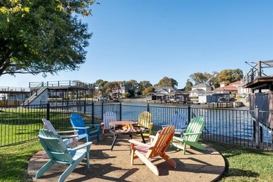 Updated Waterfront Home in The Pinnacle Golf Club, Cedar Creek on Pinnacle Golf and Boat Club in Texas - for sale on GolfHomes.com, golf home, golf lot