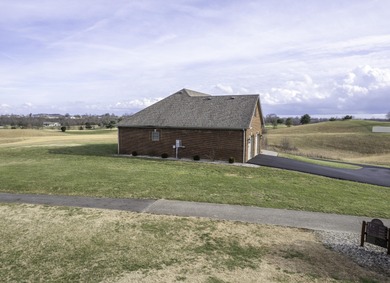 Beautiful, well kept, brick home located in the desirable Old on Old Bridge Golf Club in Kentucky - for sale on GolfHomes.com, golf home, golf lot