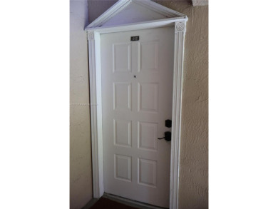 This unit is conveniently located in the center of Doral, close on Jim McLean Signature Course in Florida - for sale on GolfHomes.com, golf home, golf lot
