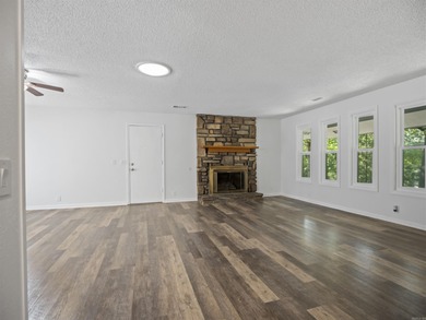 Tucked away near DeSoto Lake, this beautifully refreshed 2 on DeSoto Golf Course in Arkansas - for sale on GolfHomes.com, golf home, golf lot