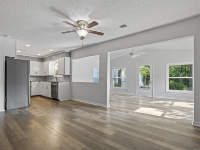 Tucked away near DeSoto Lake, this beautifully refreshed 2 on DeSoto Golf Course in Arkansas - for sale on GolfHomes.com, golf home, golf lot