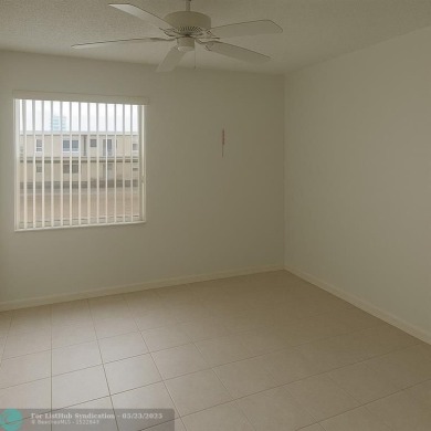 Experience this wonderful 2-bedroom, 2-bathroom 1st Floor on Kings Point Golf -Flanders Way in Florida - for sale on GolfHomes.com, golf home, golf lot