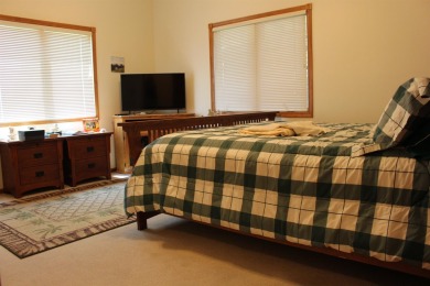 Oh say can you see... a life well-lived, a childhood well-loved on Carroll Municipal Golf Course in Iowa - for sale on GolfHomes.com, golf home, golf lot