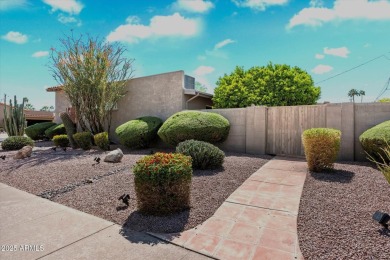 Amazing, single level 2 bedroom, 2 bathroom home in Villa on Scottsdale Shadows in Arizona - for sale on GolfHomes.com, golf home, golf lot