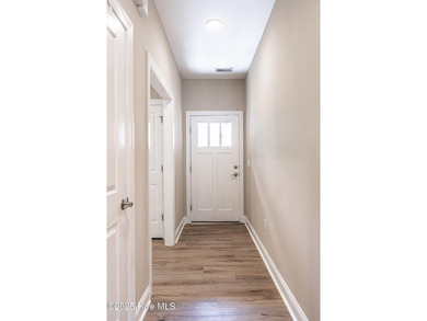 Welcome to 25 Elkridge Drive, a beautifully maintained home on Southern Pines Country Club in North Carolina - for sale on GolfHomes.com, golf home, golf lot